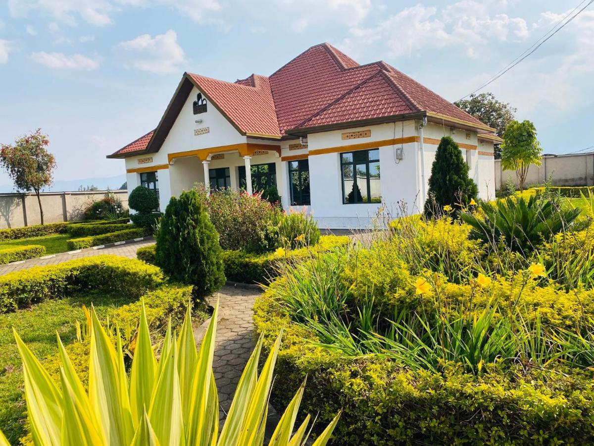 Virunga Homestay Ruhengeri Bagian luar foto